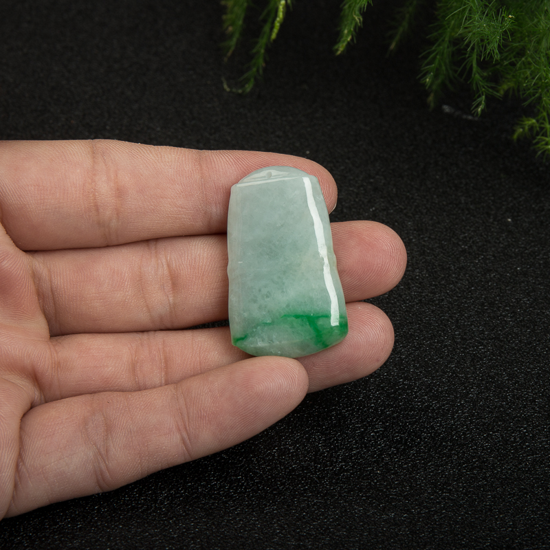 天然翡翠竹节吊坠-红掌柜