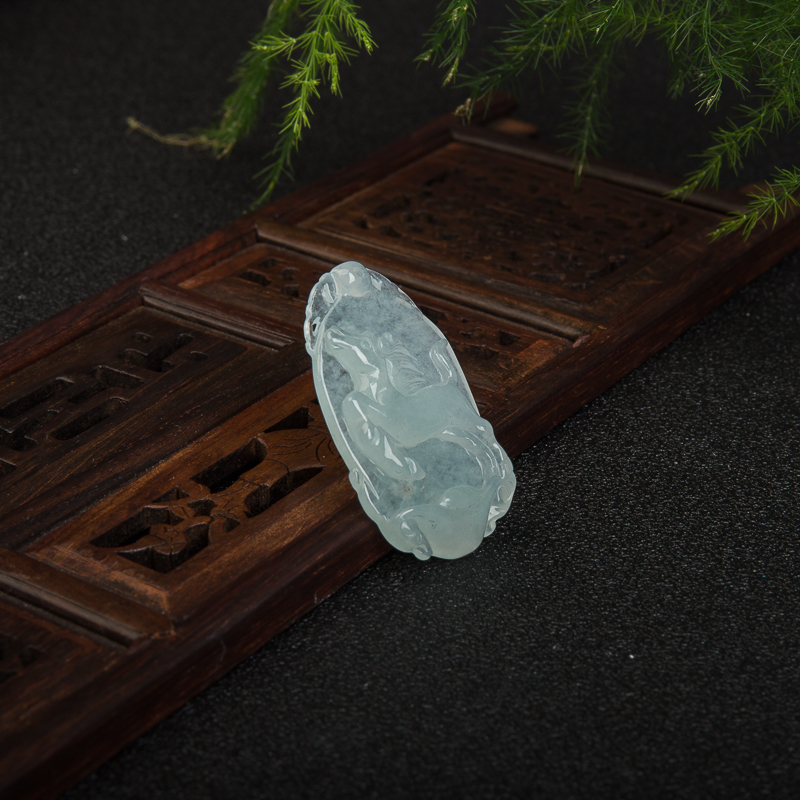 缅甸翡翠午马吊坠-红掌柜