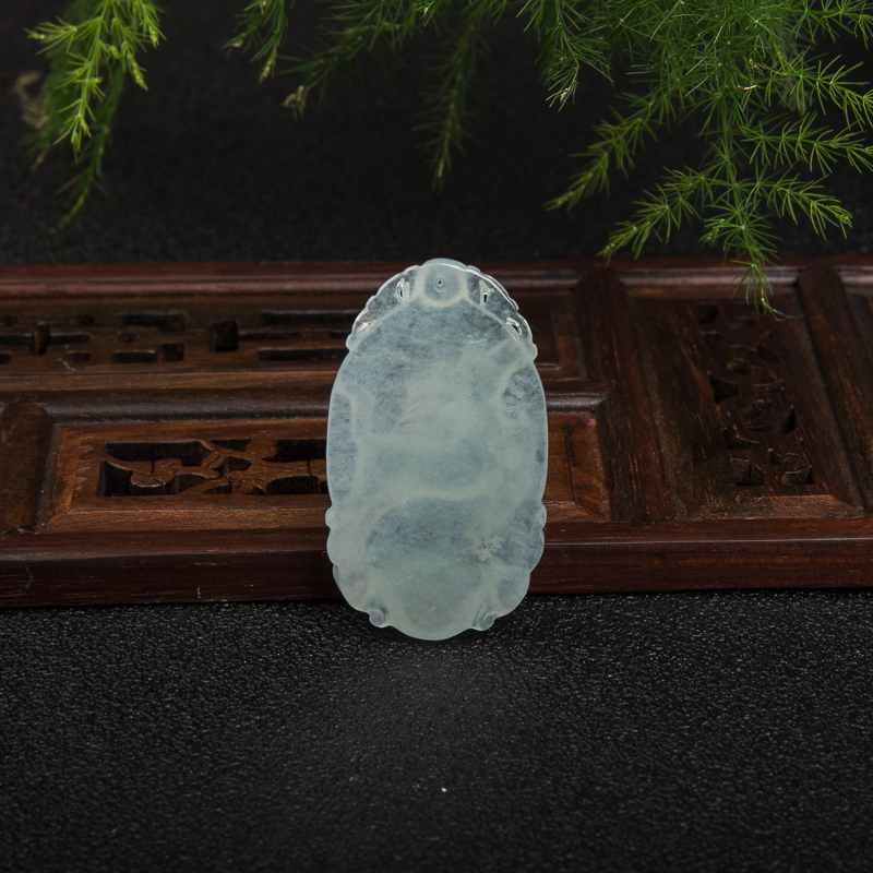 糯冰种翡翠午马吊坠-红掌柜