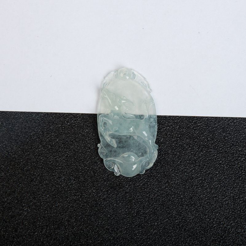 天然糯冰种翡翠午马吊坠-红掌柜