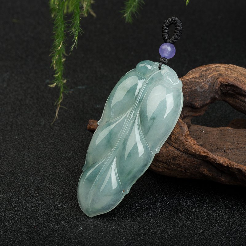 糯冰种翡翠金枝玉叶吊坠-红掌柜