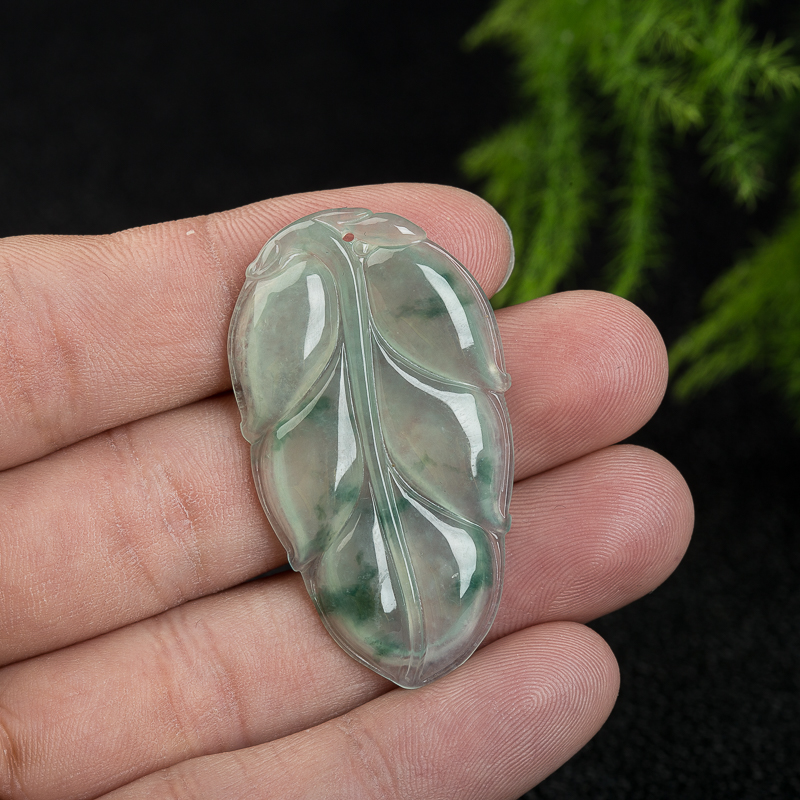 缅甸糯冰种飘花翡翠金枝玉叶吊坠-红掌柜