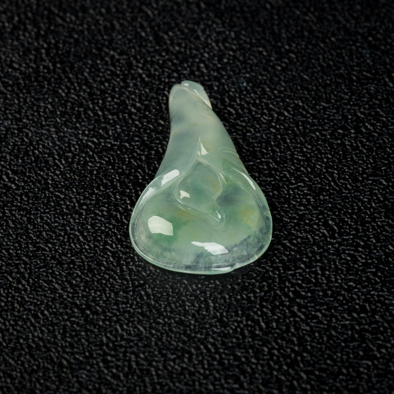 天然糯冰种飘花翡翠玉兰花吊坠-红掌柜