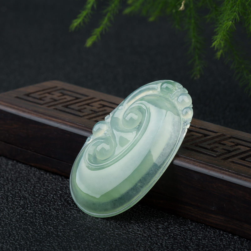 糯冰种翡翠如意吊坠-红掌柜