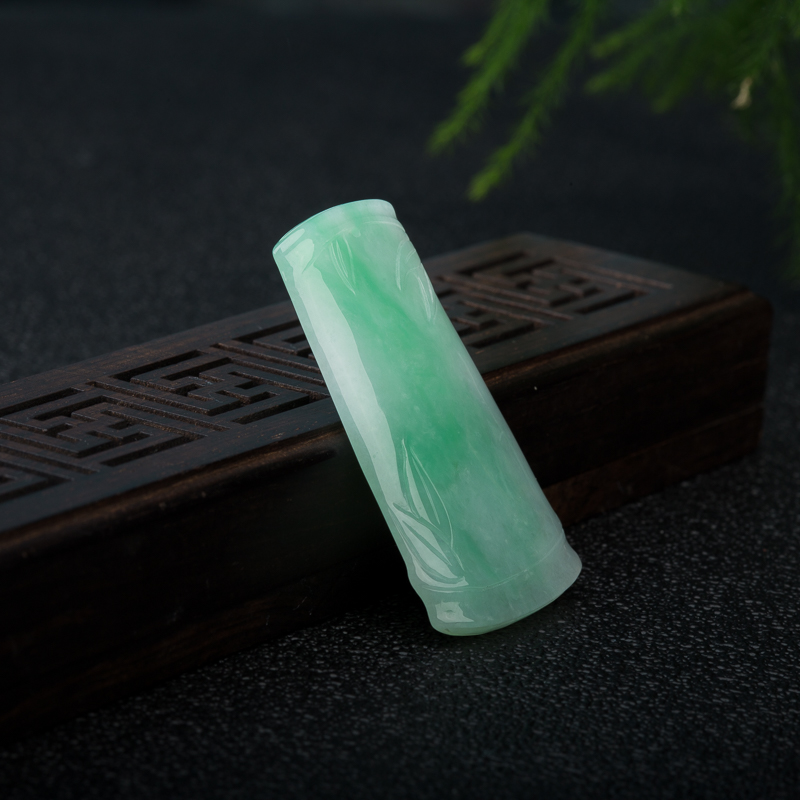 飘翠翡翠节节高升吊坠-红掌柜