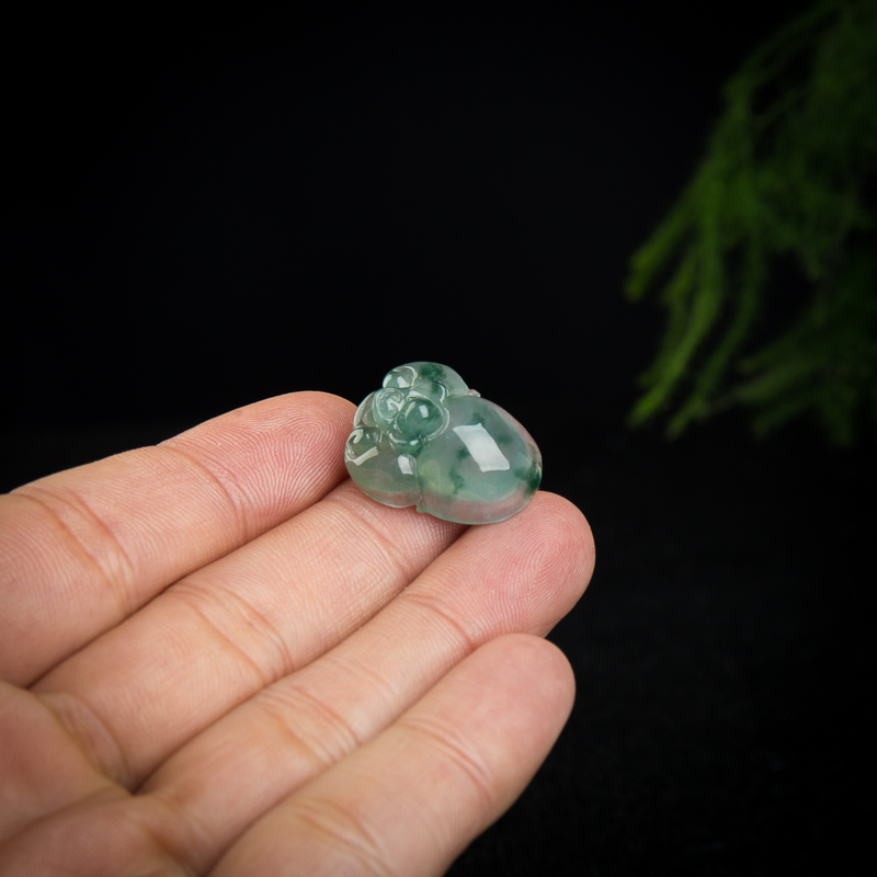 天然翡翠福在眼前吊坠-红掌柜