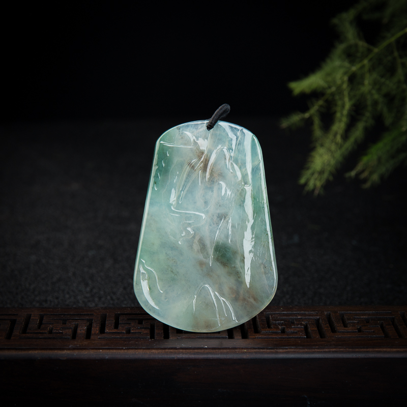 缅甸天然俏色翡翠山水牌吊坠-红掌柜