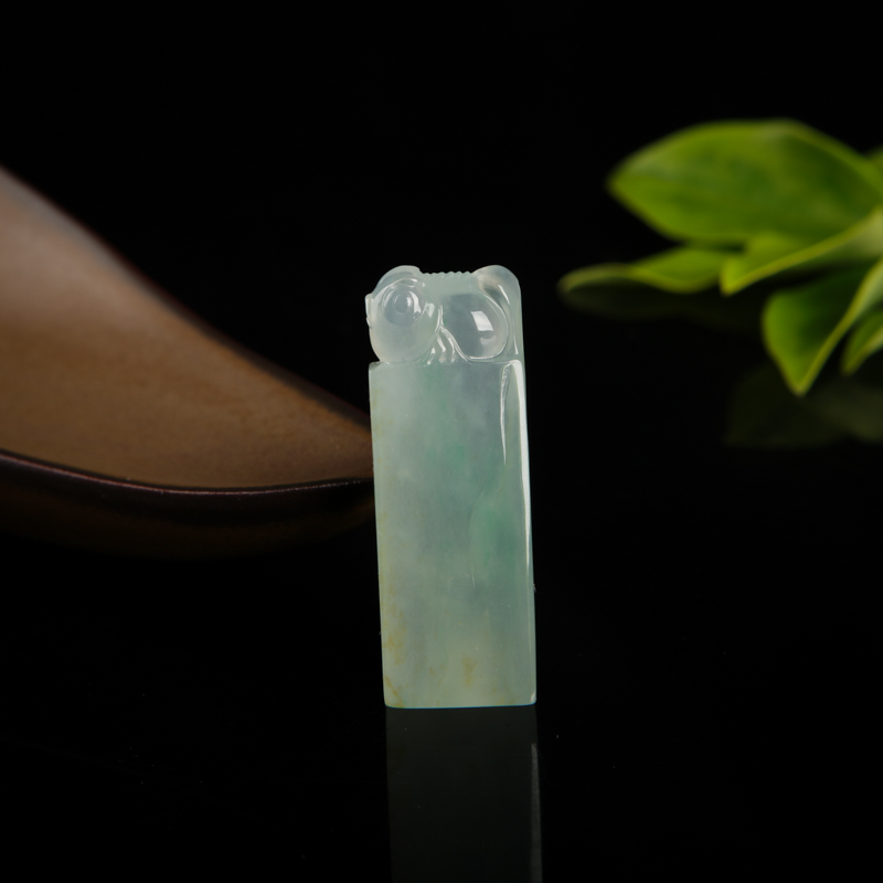 糯冰种飘翠翡翠年年有余印章-红掌柜