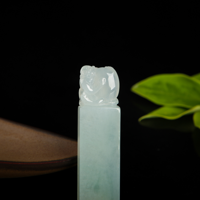 缅甸翡翠猴子献桃印章-红掌柜