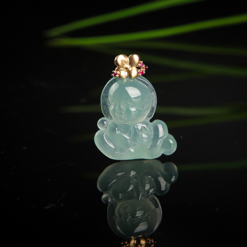 18k糯冰种晴水翡翠小沙弥吊坠-红掌柜