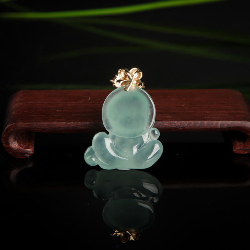 天然翡翠小沙弥吊坠-红掌柜