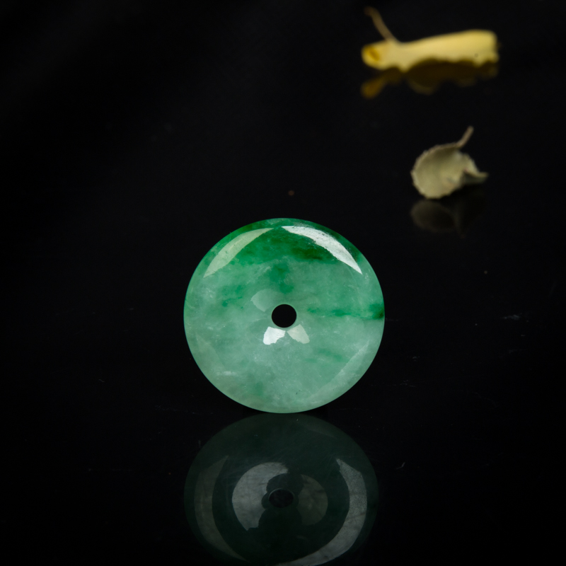 翡翠吊坠-红掌柜