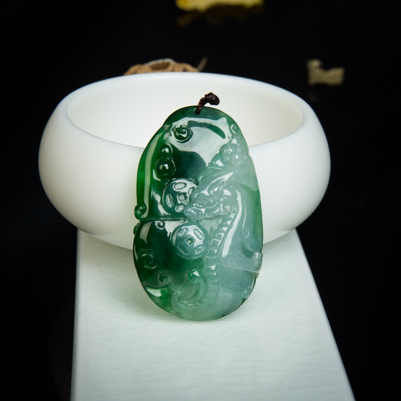 翡翠吊坠-红掌柜