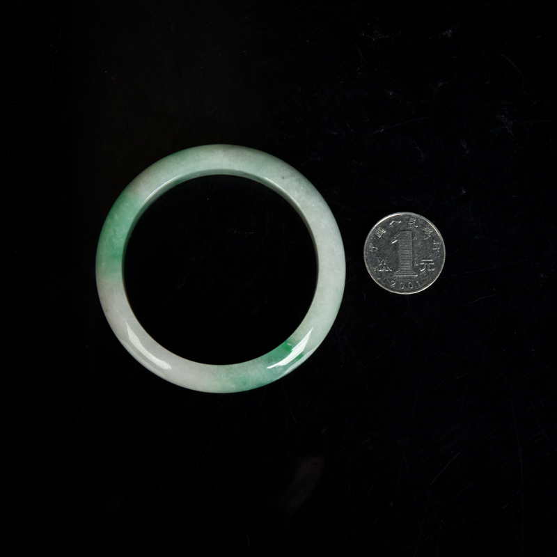 57.5mm豆种飘翠翡翠平安镯-红掌柜