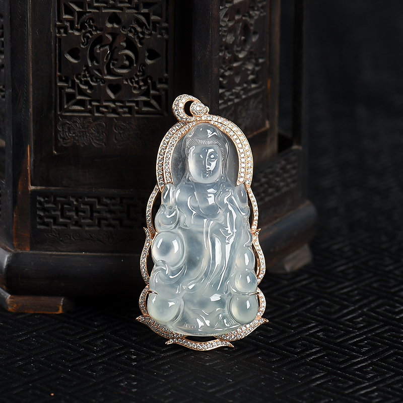 缅甸天然冰种翡翠观音吊坠-红掌柜