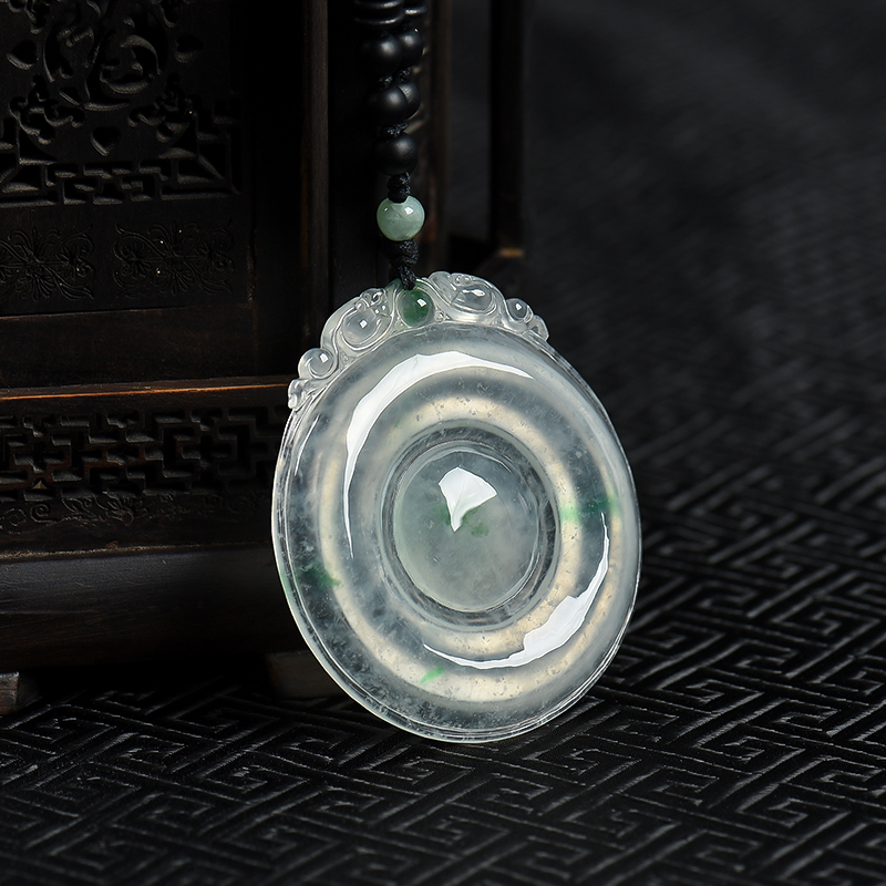 天然冰种飘翠翡翠福贝吊坠-红掌柜