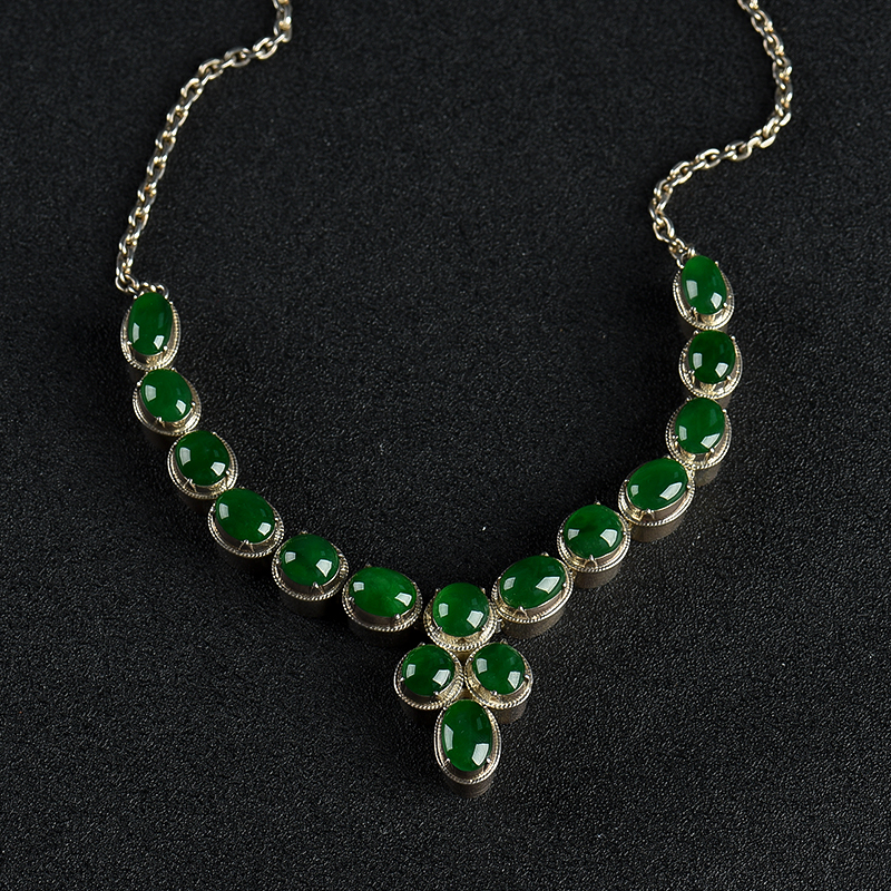 糯种翠绿翡翠蛋面项链-红掌柜