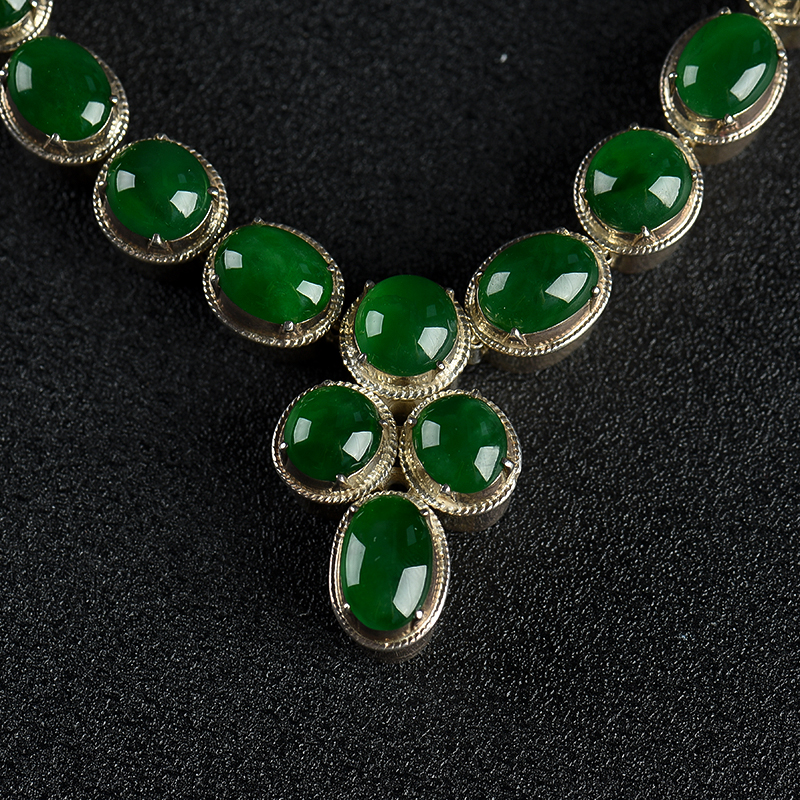 糯种翠绿翡翠项链-红掌柜