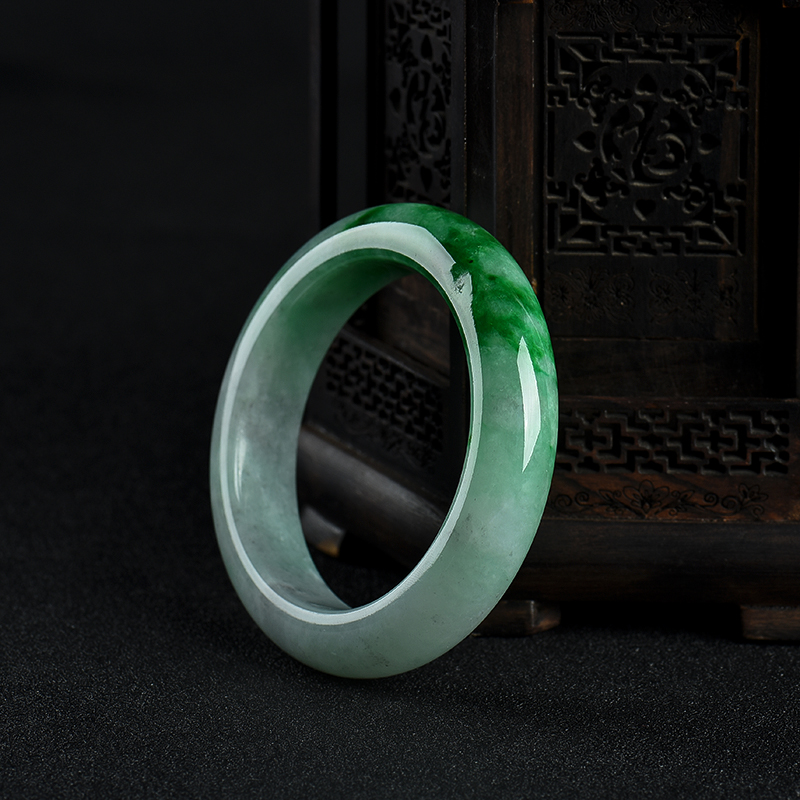 飘翠翡翠手镯-红掌柜