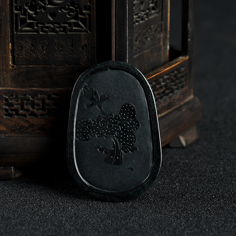 豆种墨翠翡翠辰龙-红掌柜