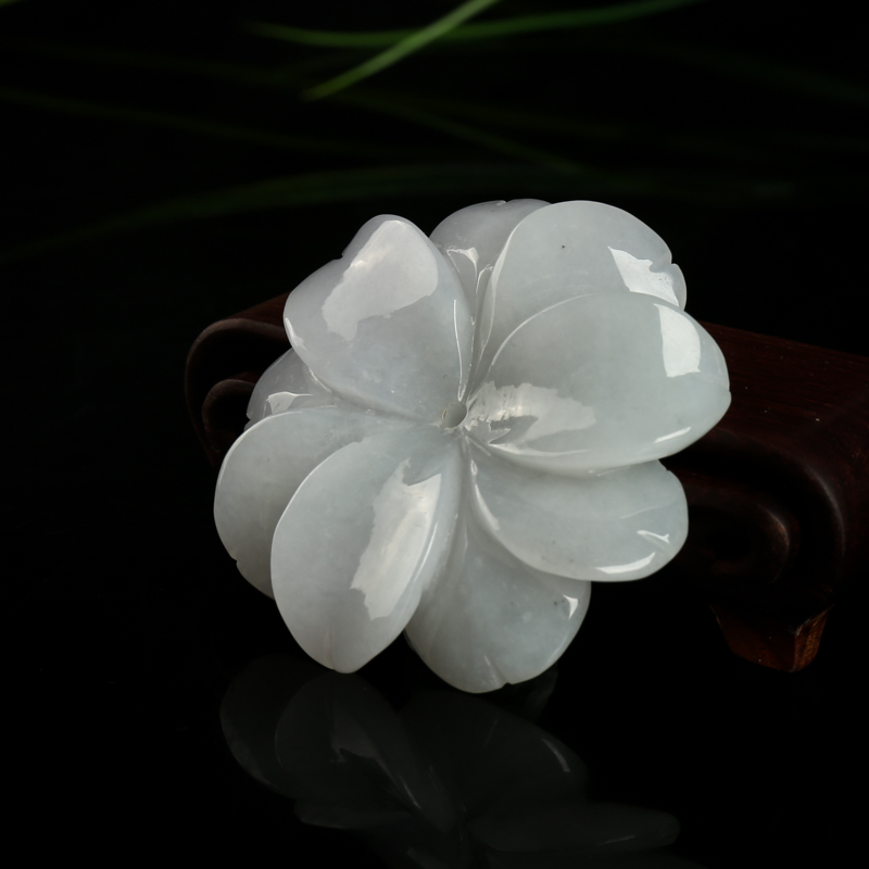 糯种翡翠花吊坠-红掌柜