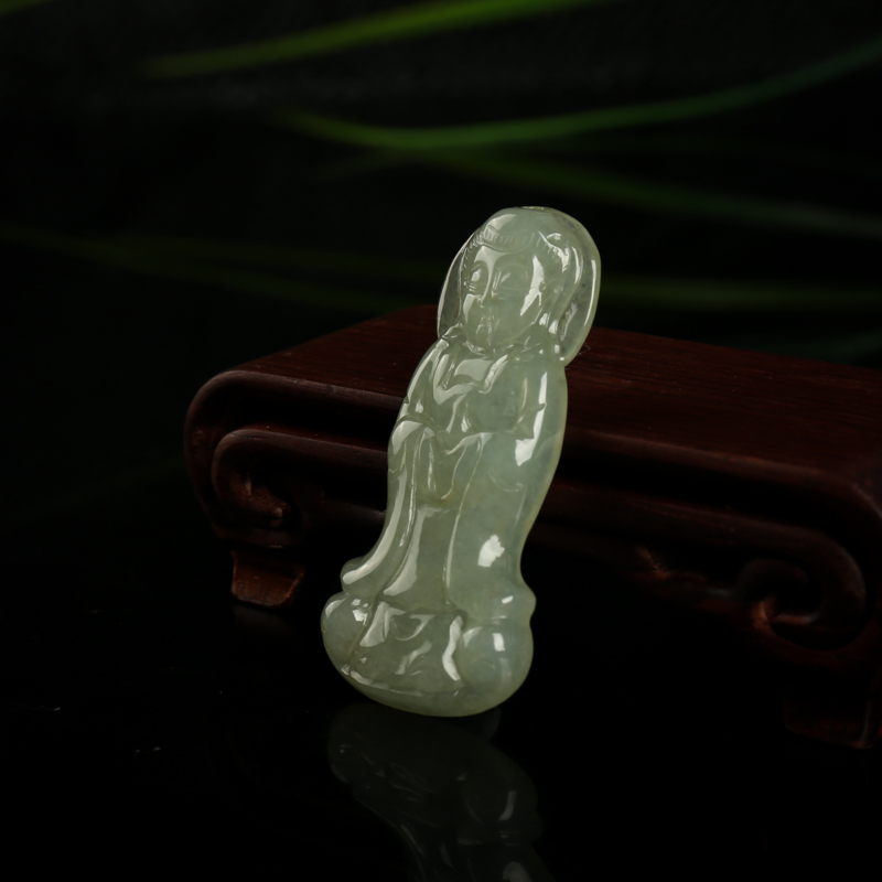 天然灰绿翡翠观音吊坠-红掌柜