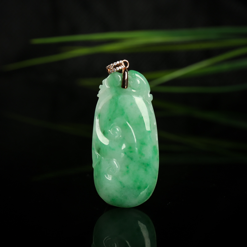 18k糯种飘翠翡翠如意吊坠-红掌柜