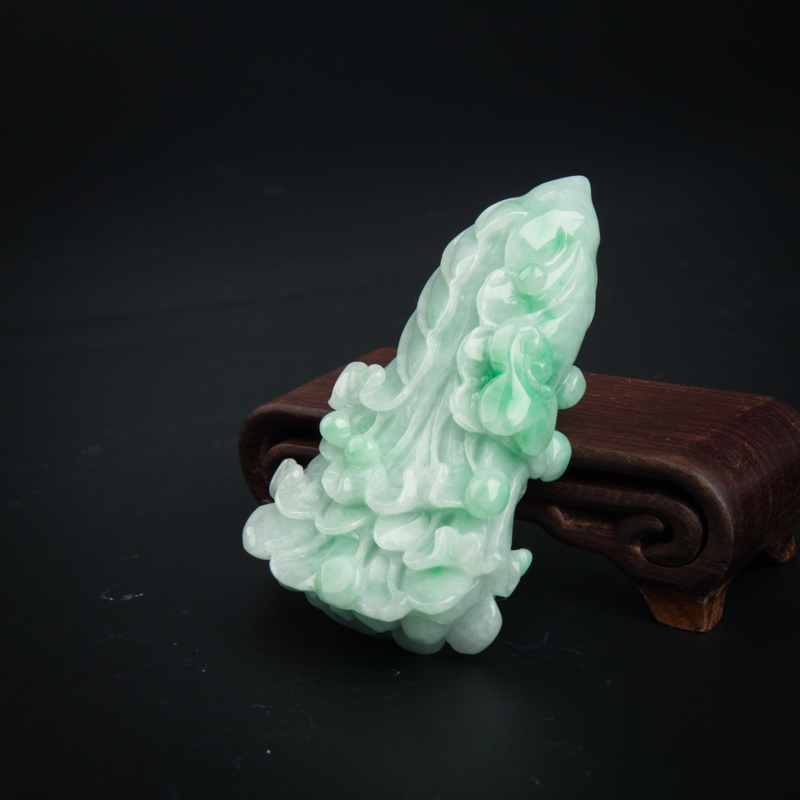 糯种飘翠翡翠吊坠-红掌柜