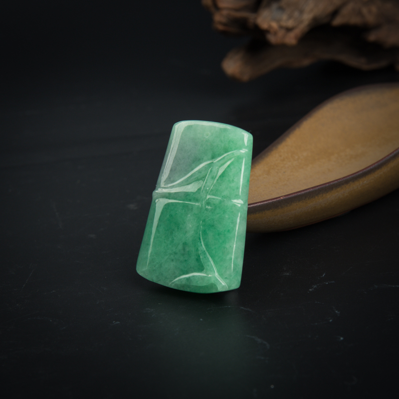 天然翡翠节节高升吊坠-红掌柜