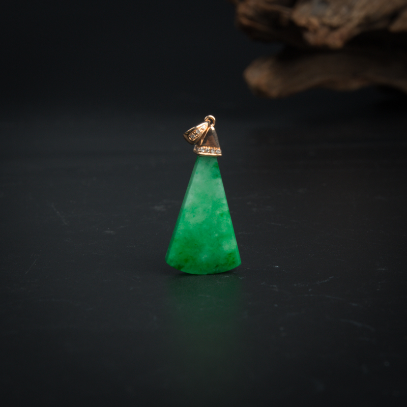 翡翠吊坠-红掌柜