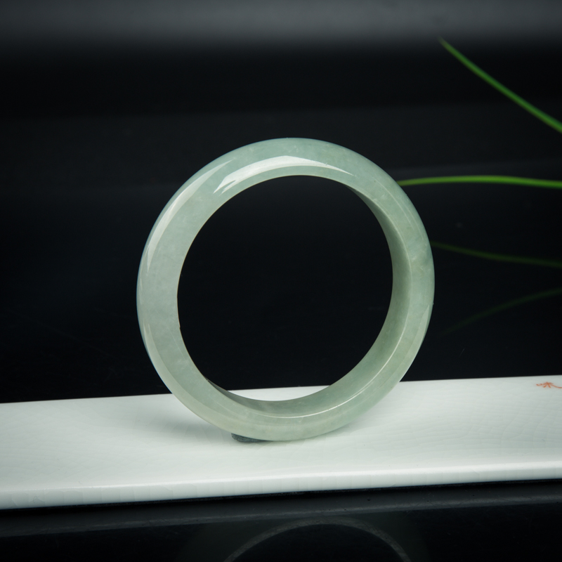 翡翠手镯-红掌柜