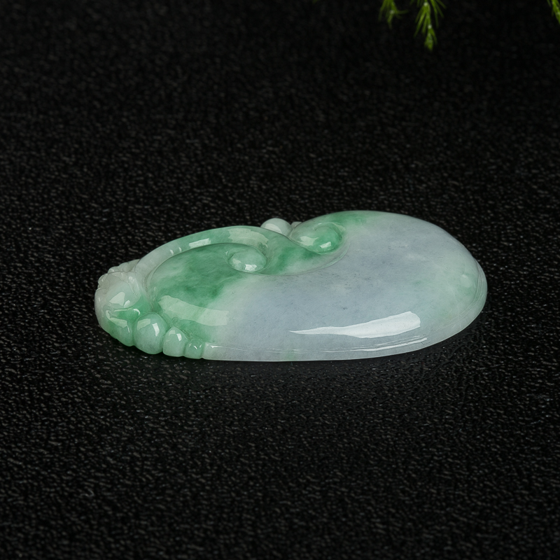 缅甸天然豆种翡翠如意吊坠-红掌柜