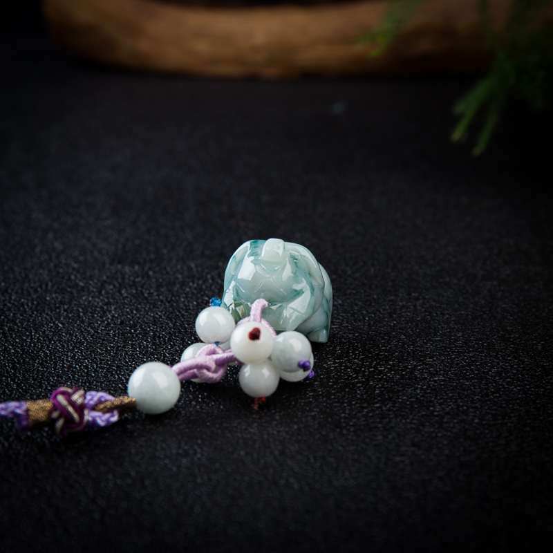 糯种飘花翡翠吊坠-红掌柜