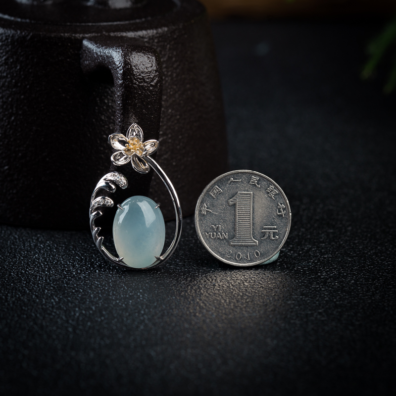 天然翡翠花开富贵吊坠-红掌柜