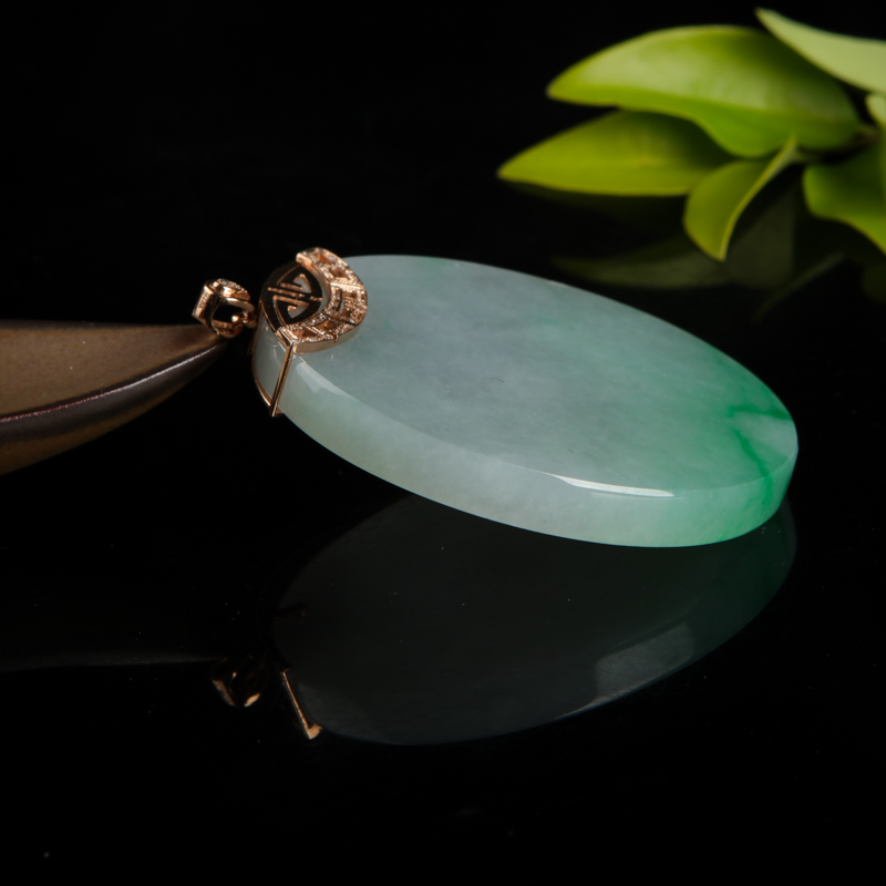 翡翠无事牌吊坠-红掌柜