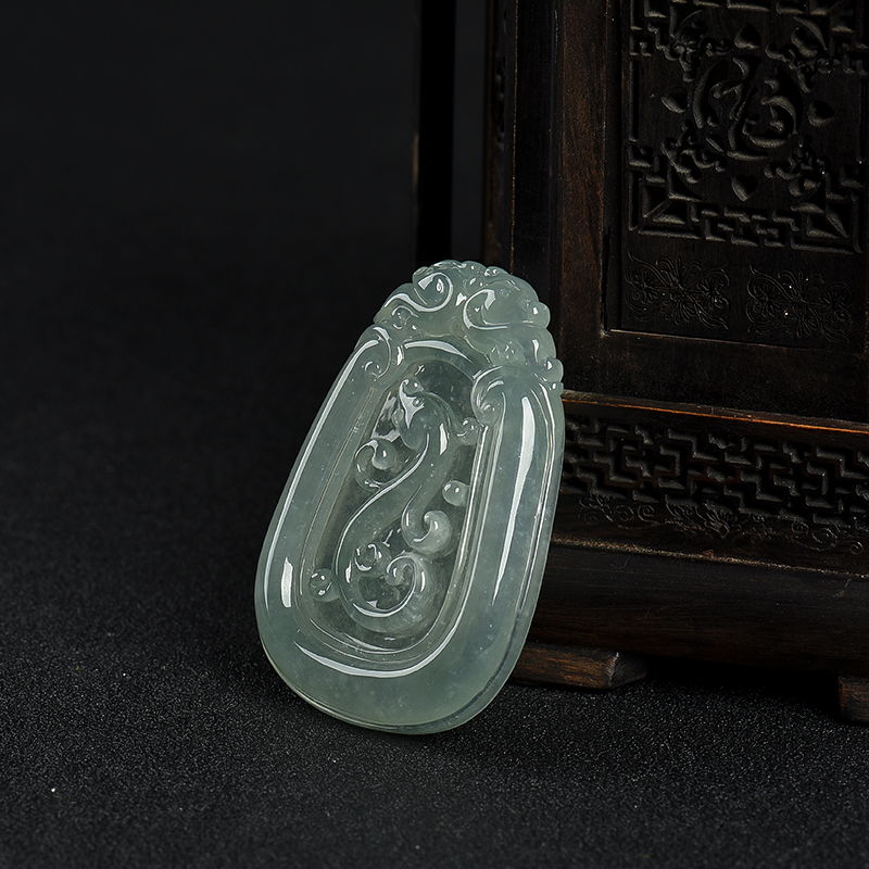 缅甸糯冰种浅绿翡翠仿古龙吊坠-红掌柜