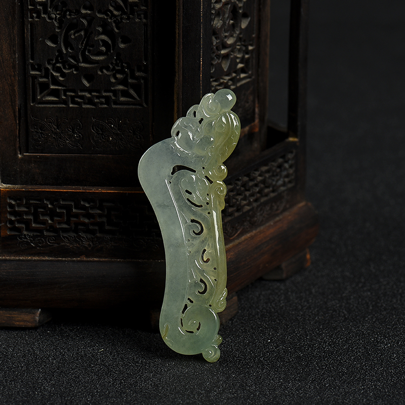 缅甸天然俏色翡翠辰龙吊坠-红掌柜