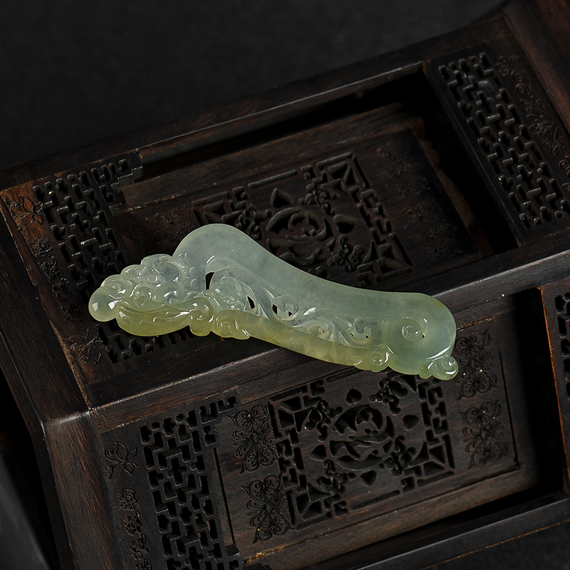 缅甸天然糯冰种翡翠辰龙吊坠-红掌柜