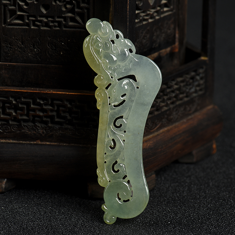 缅甸天然糯冰种俏色翡翠吊坠-红掌柜