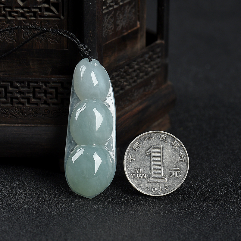 天然翡翠福豆吊坠-红掌柜