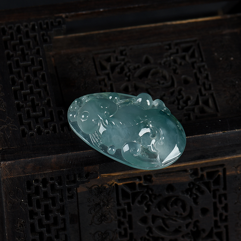 翡翠金玉满堂吊坠-红掌柜