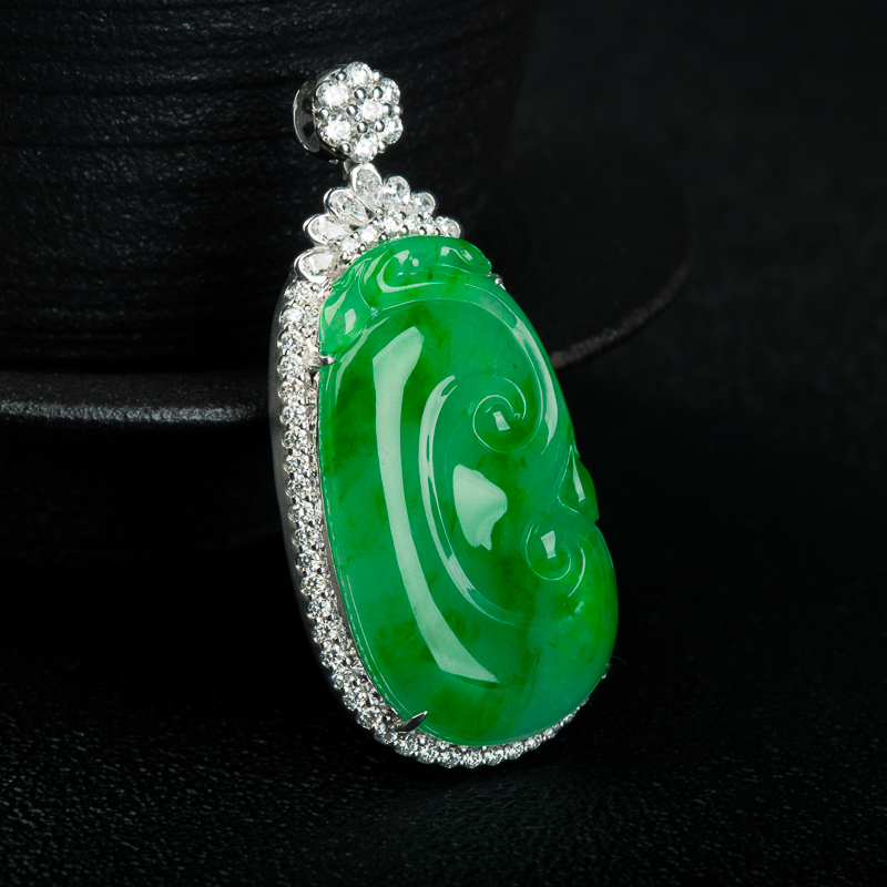 18K天然缅甸糯冰种翡翠如意吊坠-红掌柜