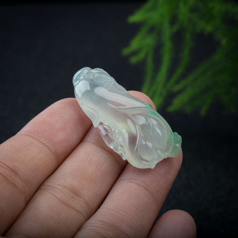 天然冰种飘翠翡翠富甲天下吊坠-红掌柜