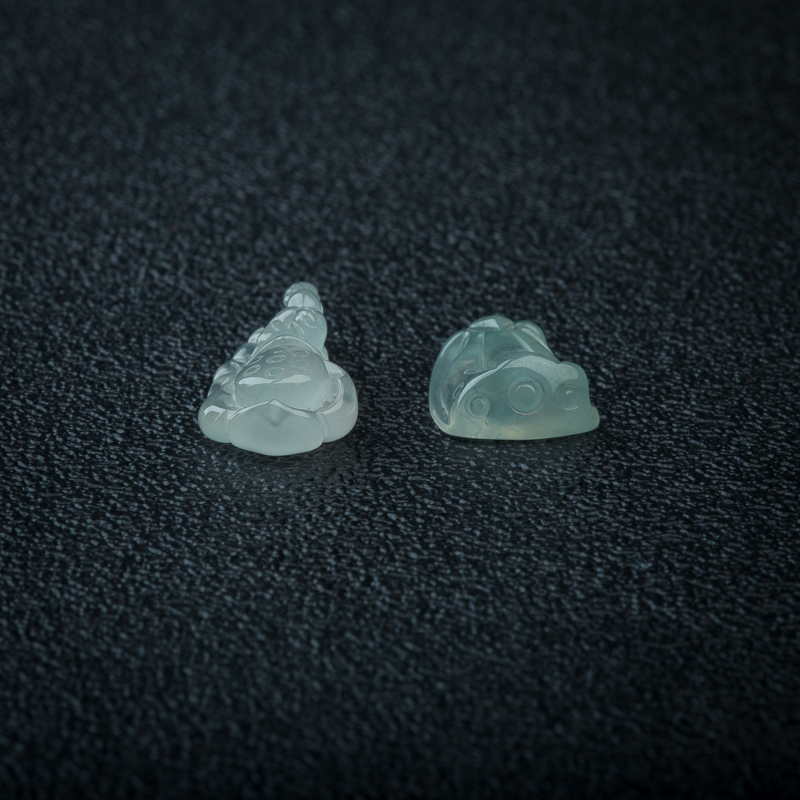 天然缅甸冰种翡翠莲蓬吊坠-红掌柜