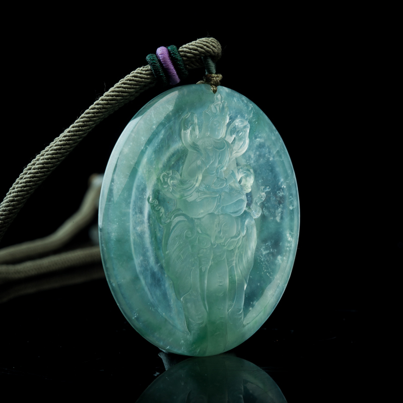 天然飘翠翡翠普贤吊坠-红掌柜