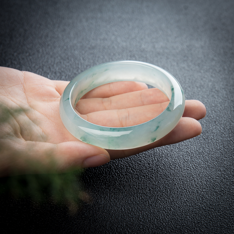 天然翡翠平安镯-红掌柜