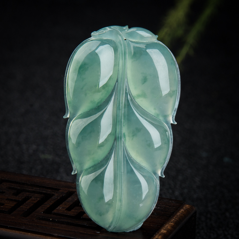 缅甸翡翠大业有成吊坠-红掌柜