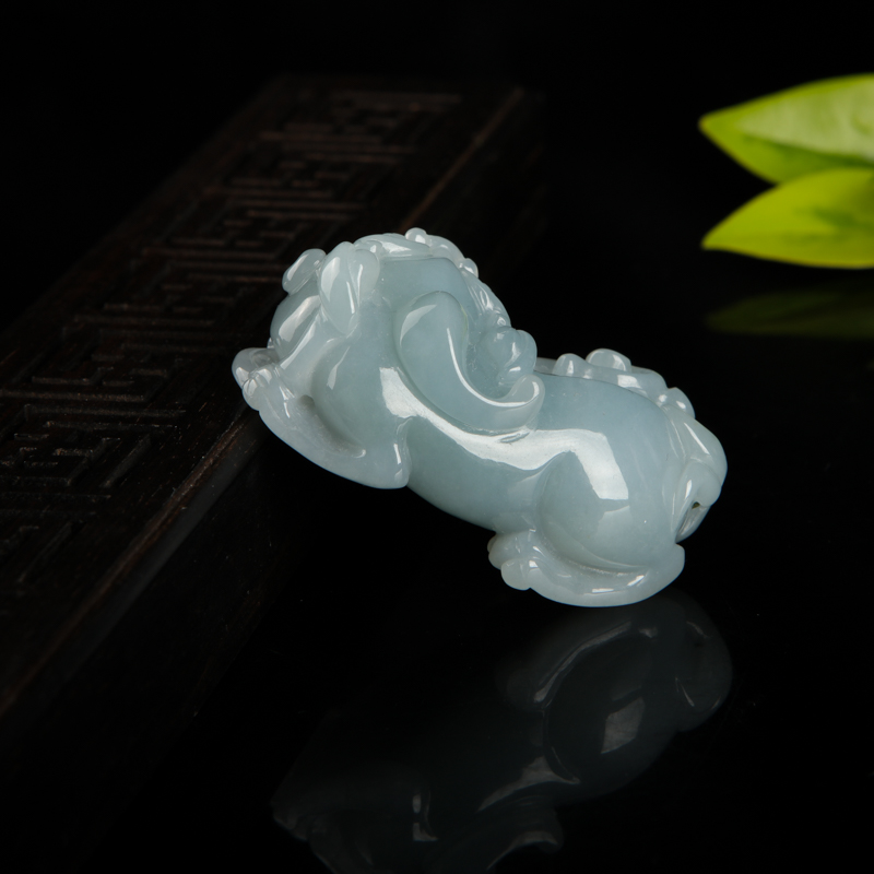 天然油青种翡翠貔貅吊坠-红掌柜