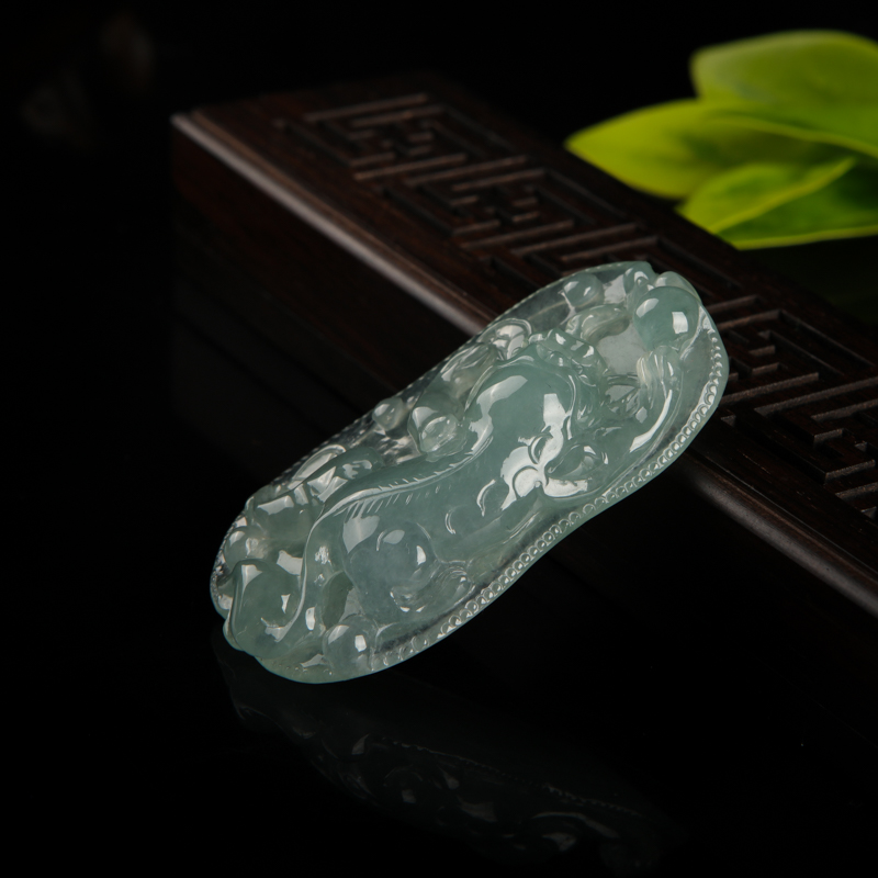 缅甸糯冰种灰绿翡翠貔貅吊坠-红掌柜