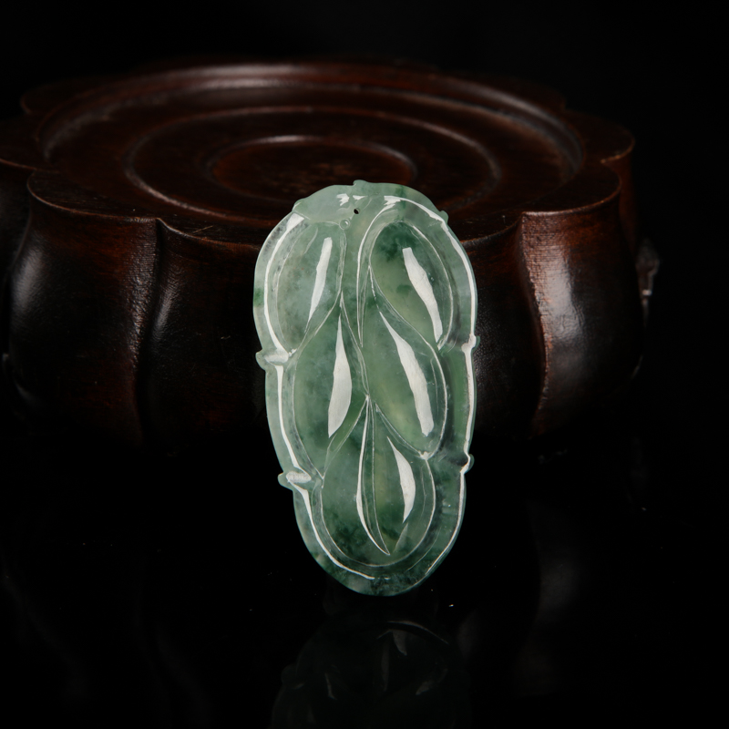 缅甸天然飘花翡翠金枝玉叶吊坠-红掌柜